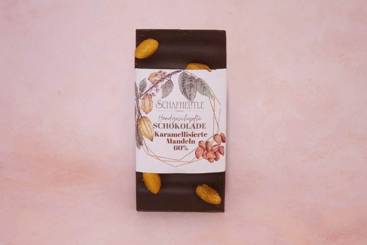 Dark chocolate with roasted almonds