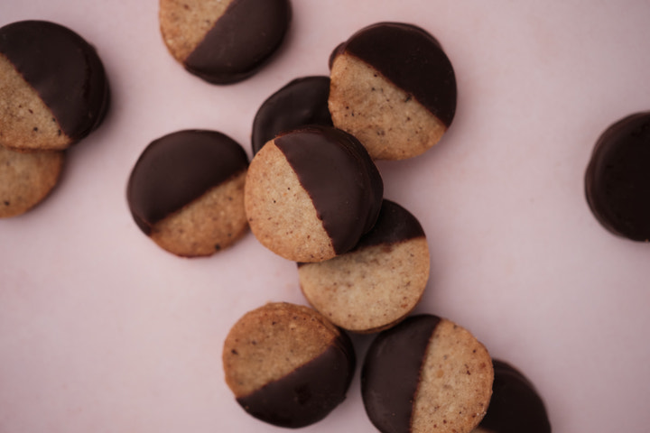 Jam-Filled Shortbread Cookies