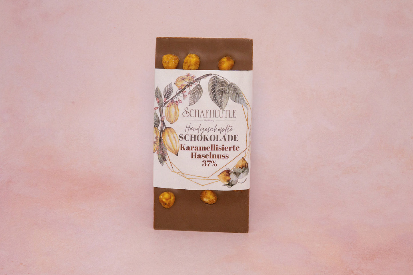Milk chocolate with caramelized hazelnuts