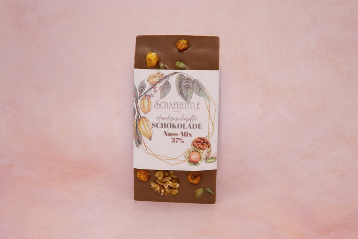 Vollmilch-Schokolade mit Nuss-Mix